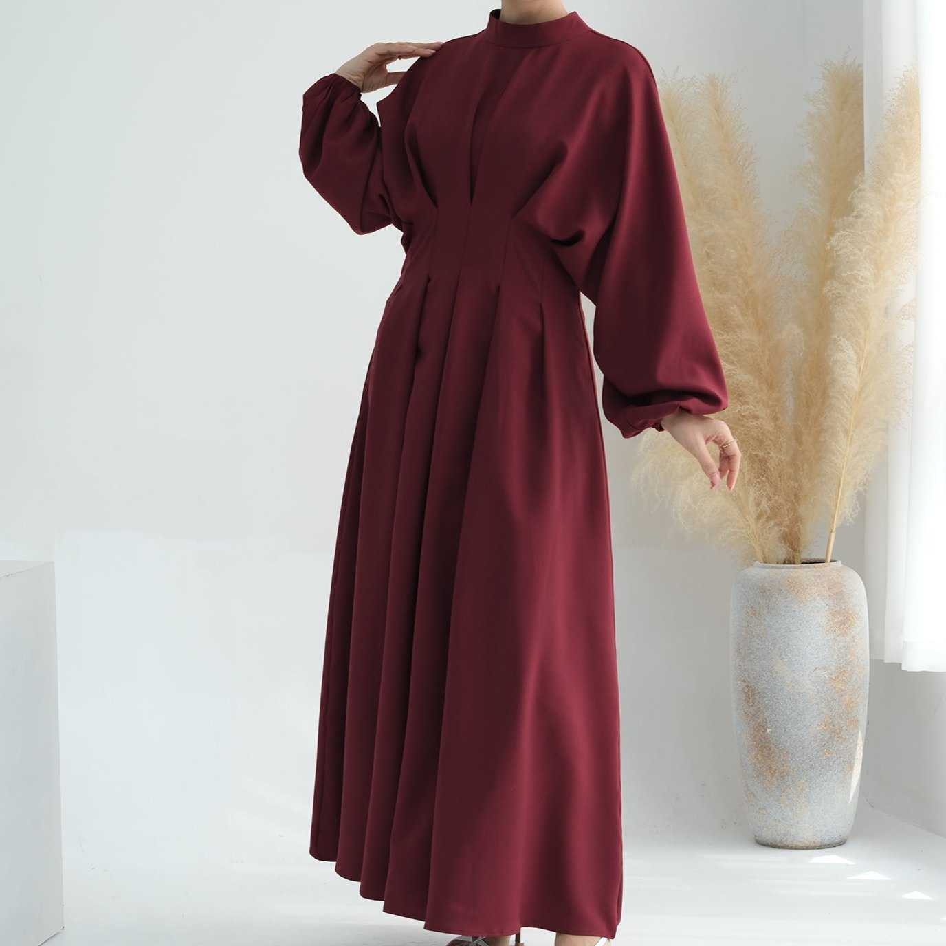 Nura Dark Red