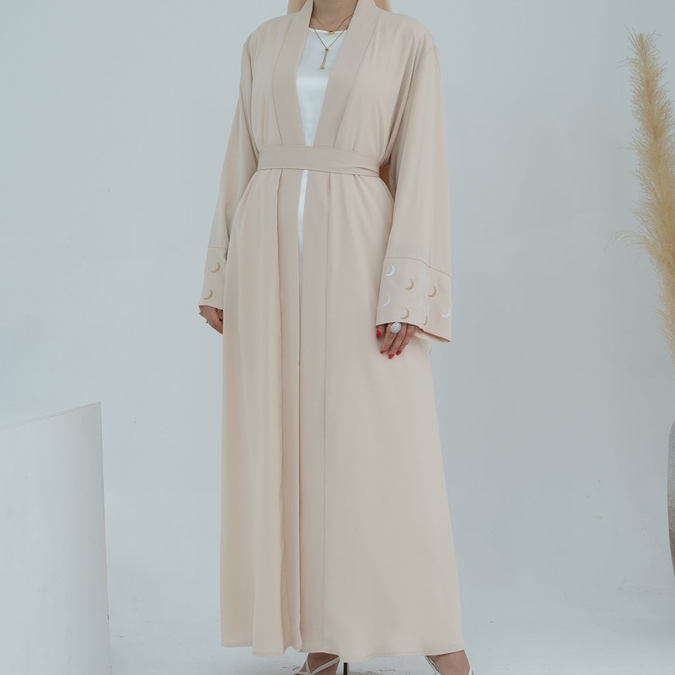 Laila Beige